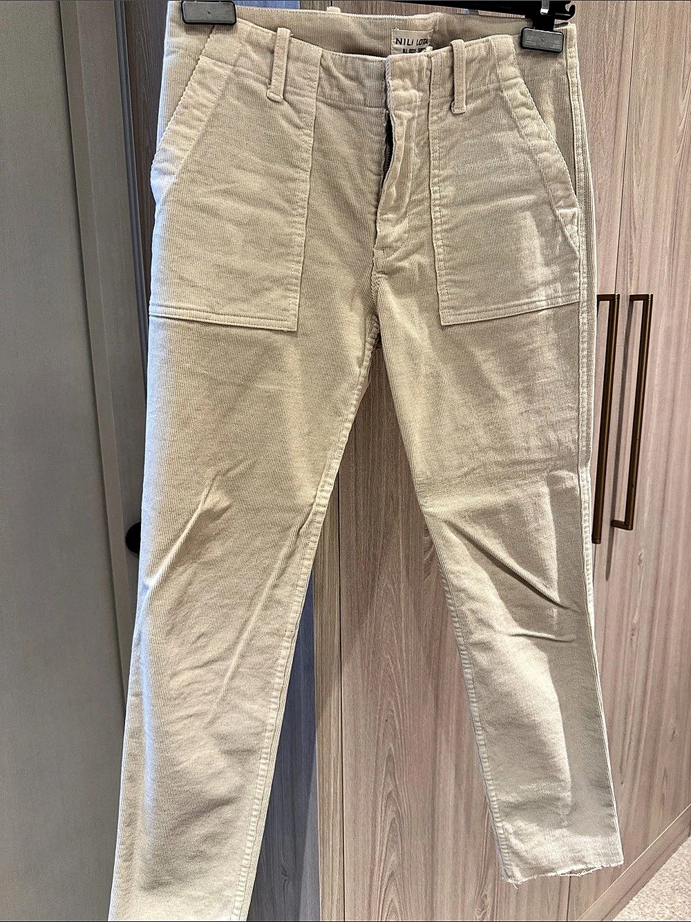 Nili Lotan Jenna Stretch Winter Cream Corduroy Pant Straight Leg Size 0